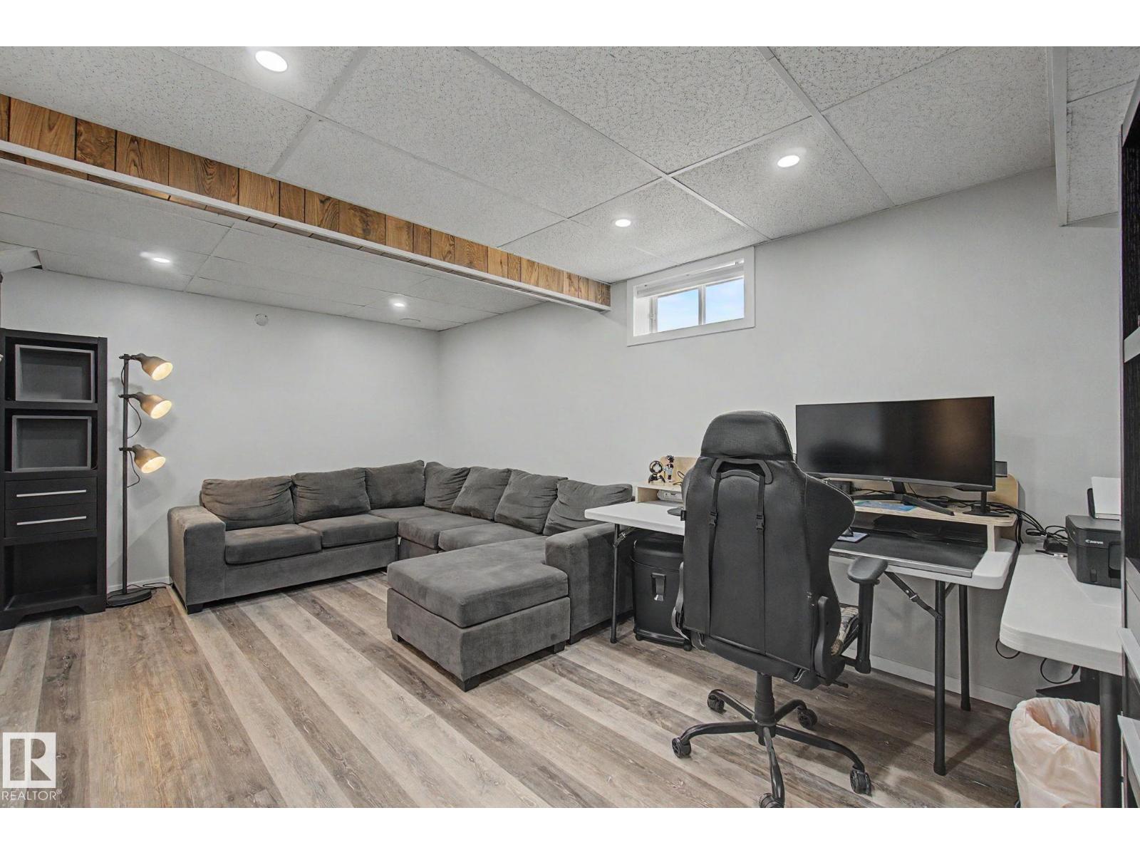 5410 51 AV - Image 27