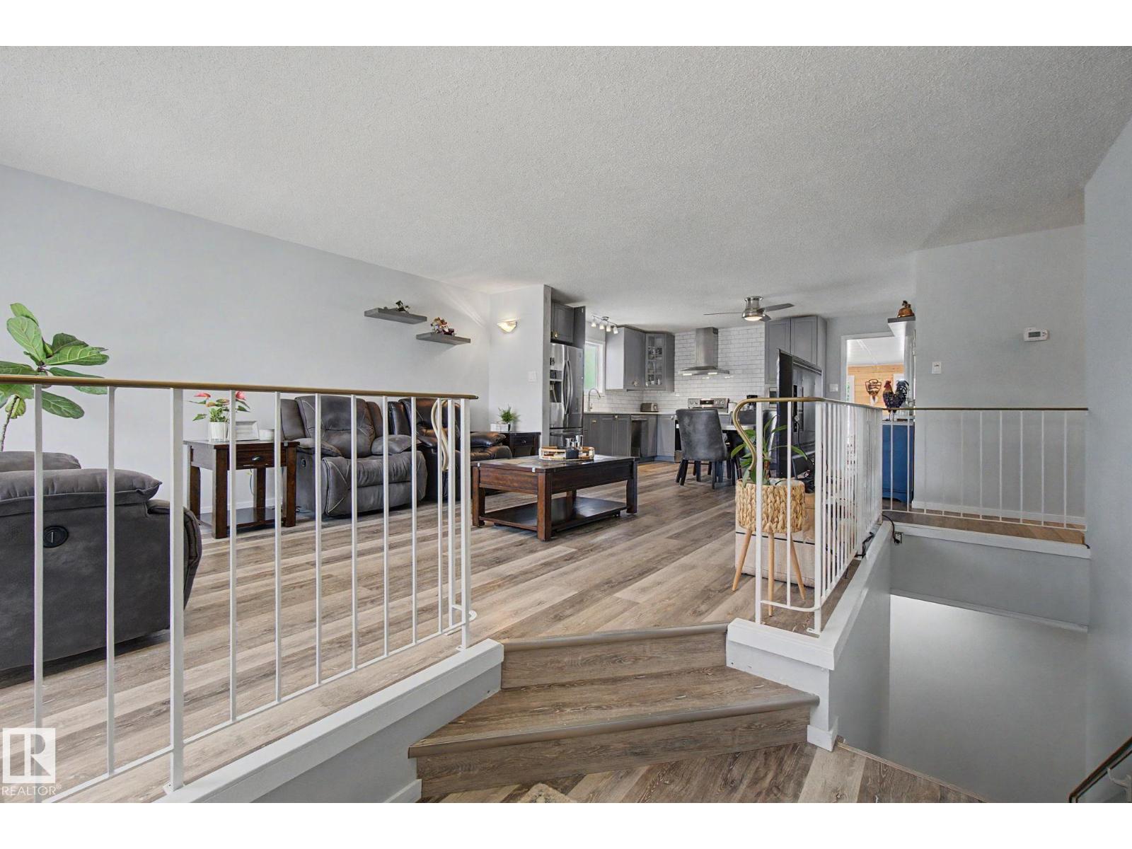 5410 51 AV - Image 5