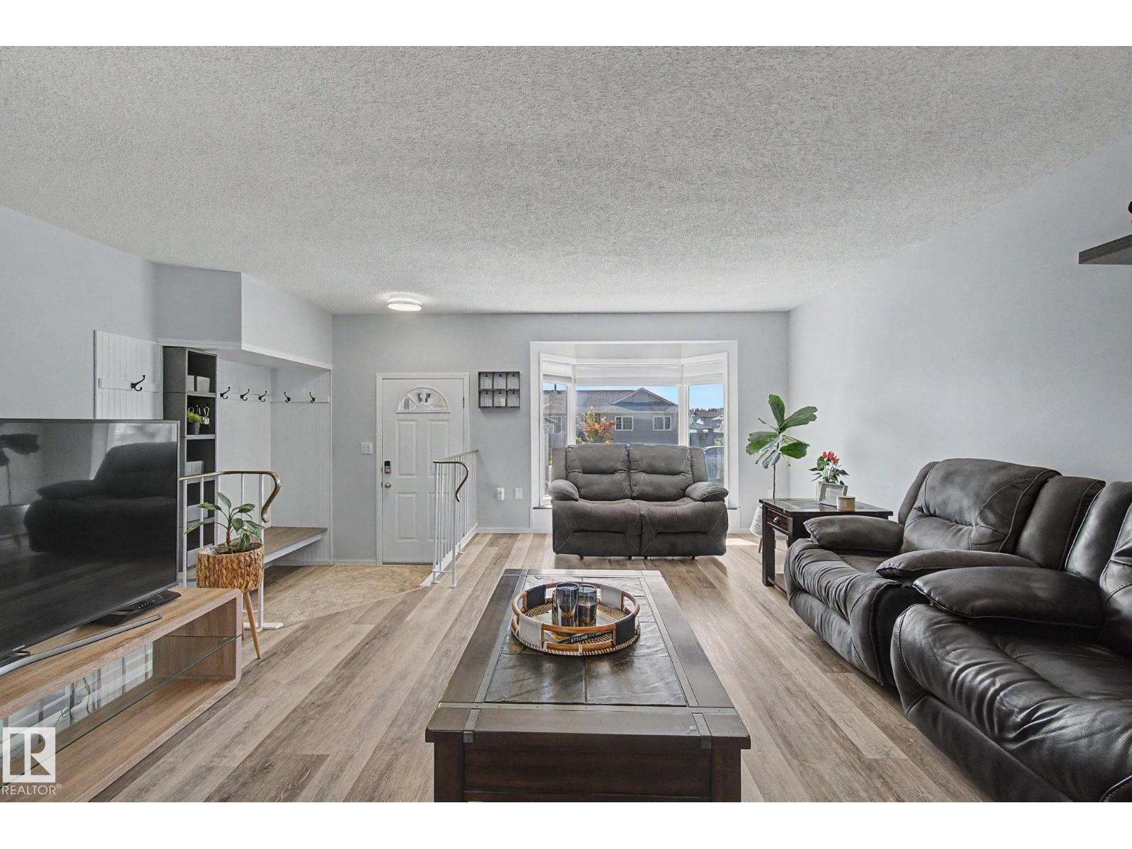 5410 51 AV - Image 8