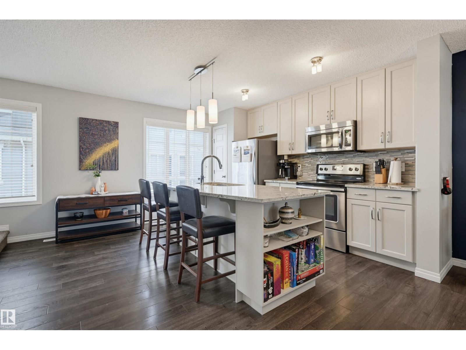 #126 2905 141 ST SW - 10
