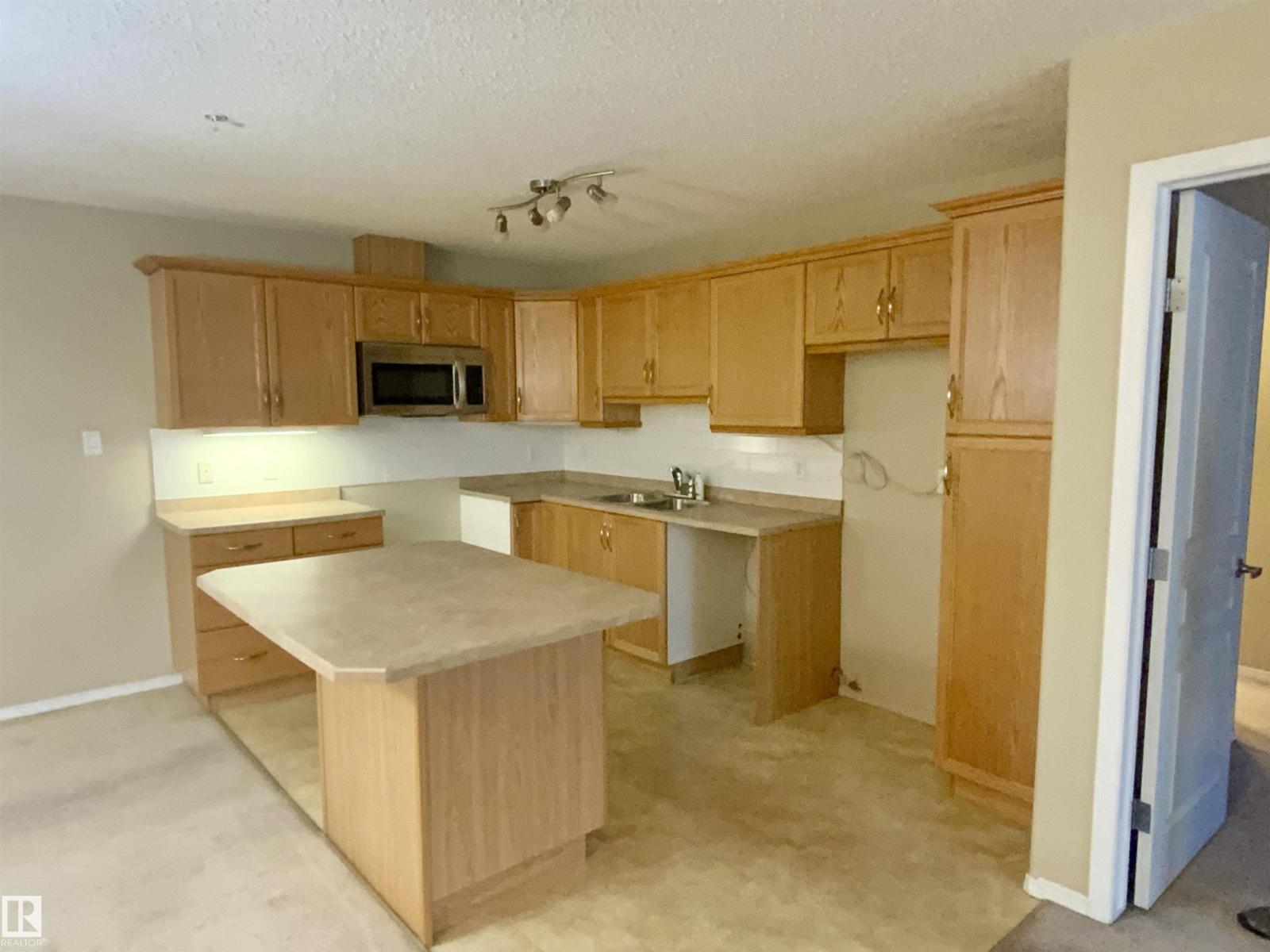 #140 16035 132 ST NW - Image 8
