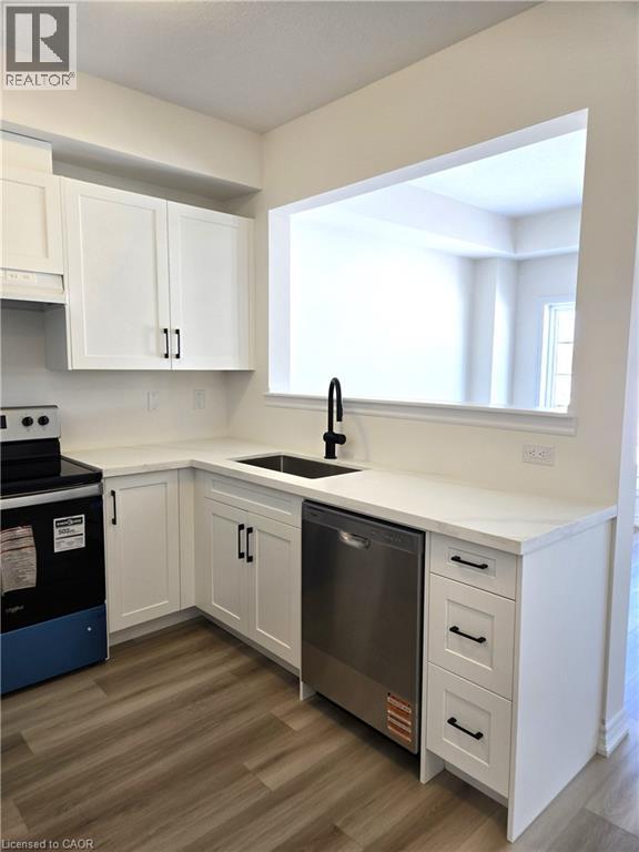 14 ELSEGOOD Drive - Image 5