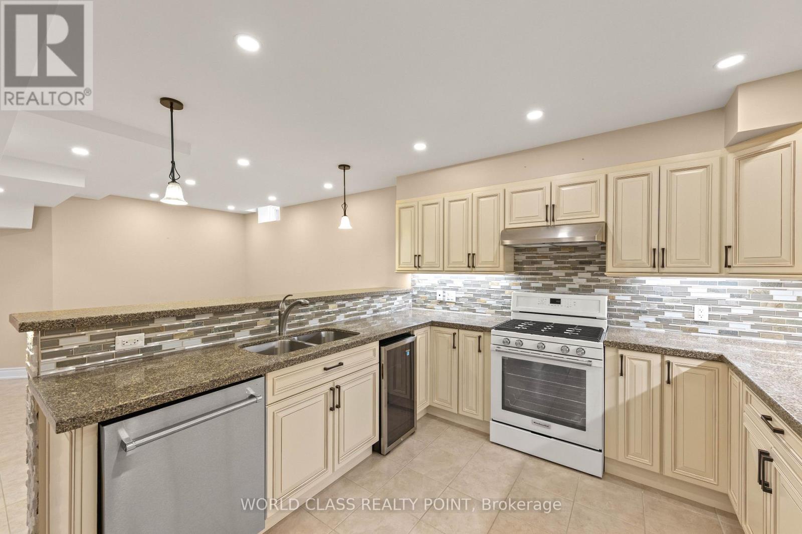31 MUNSIE DRIVE - Image 43