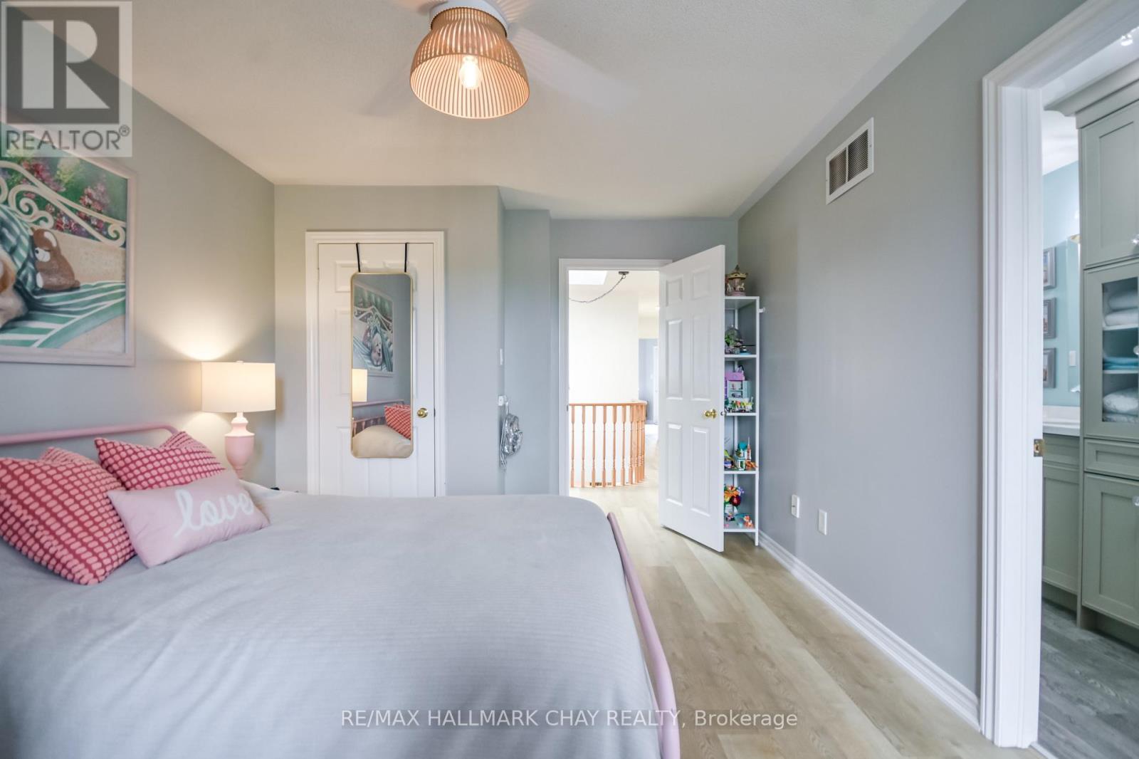 1 HAWKINS DRIVE - Image 23