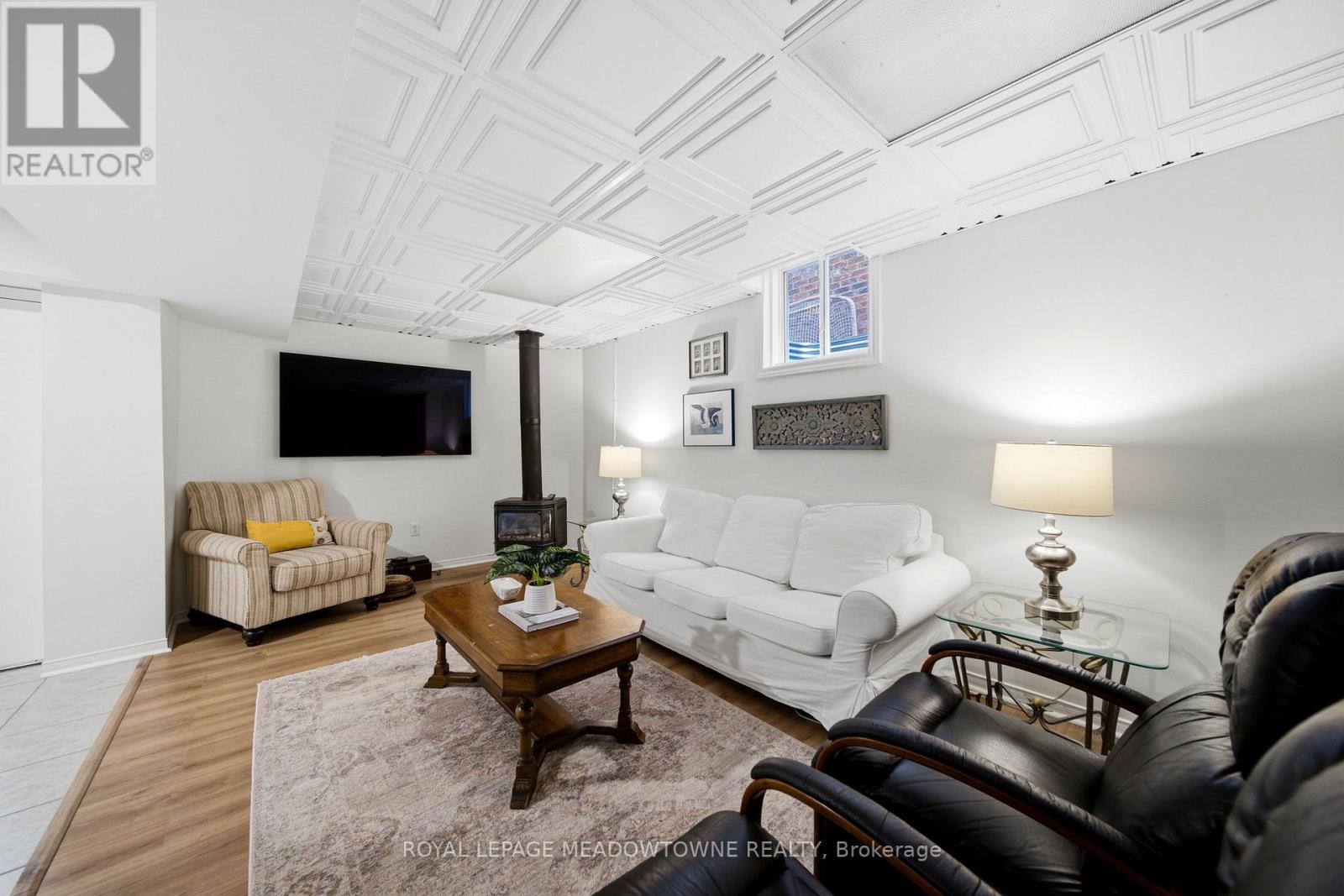 187 BARBER DRIVE - Image 35