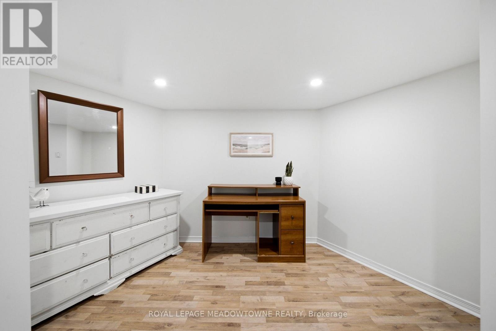 187 BARBER DRIVE - 40
