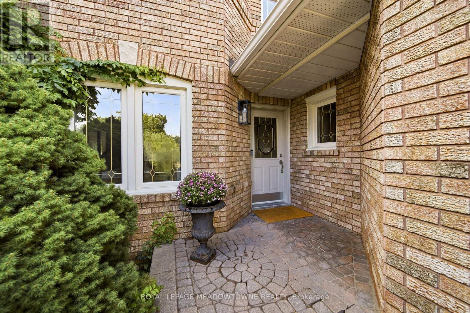 187 BARBER DRIVE - 7