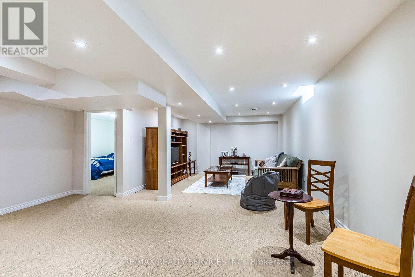151 FAIRHILL AVENUE - 42