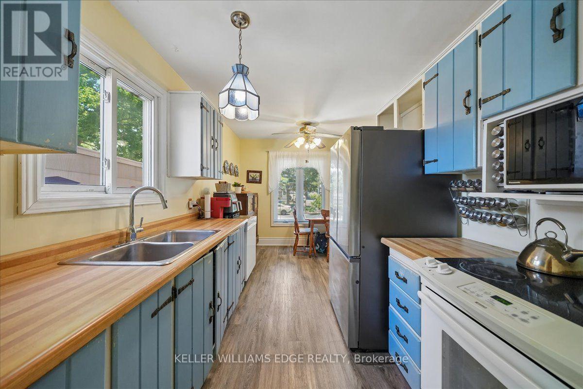 2320 MIDDLESMOOR CRESCENT - 15