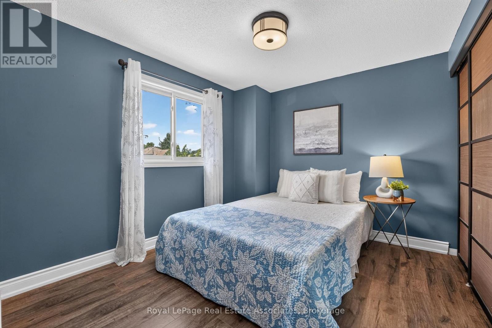 8 HORSHAM STREET - Image 30
