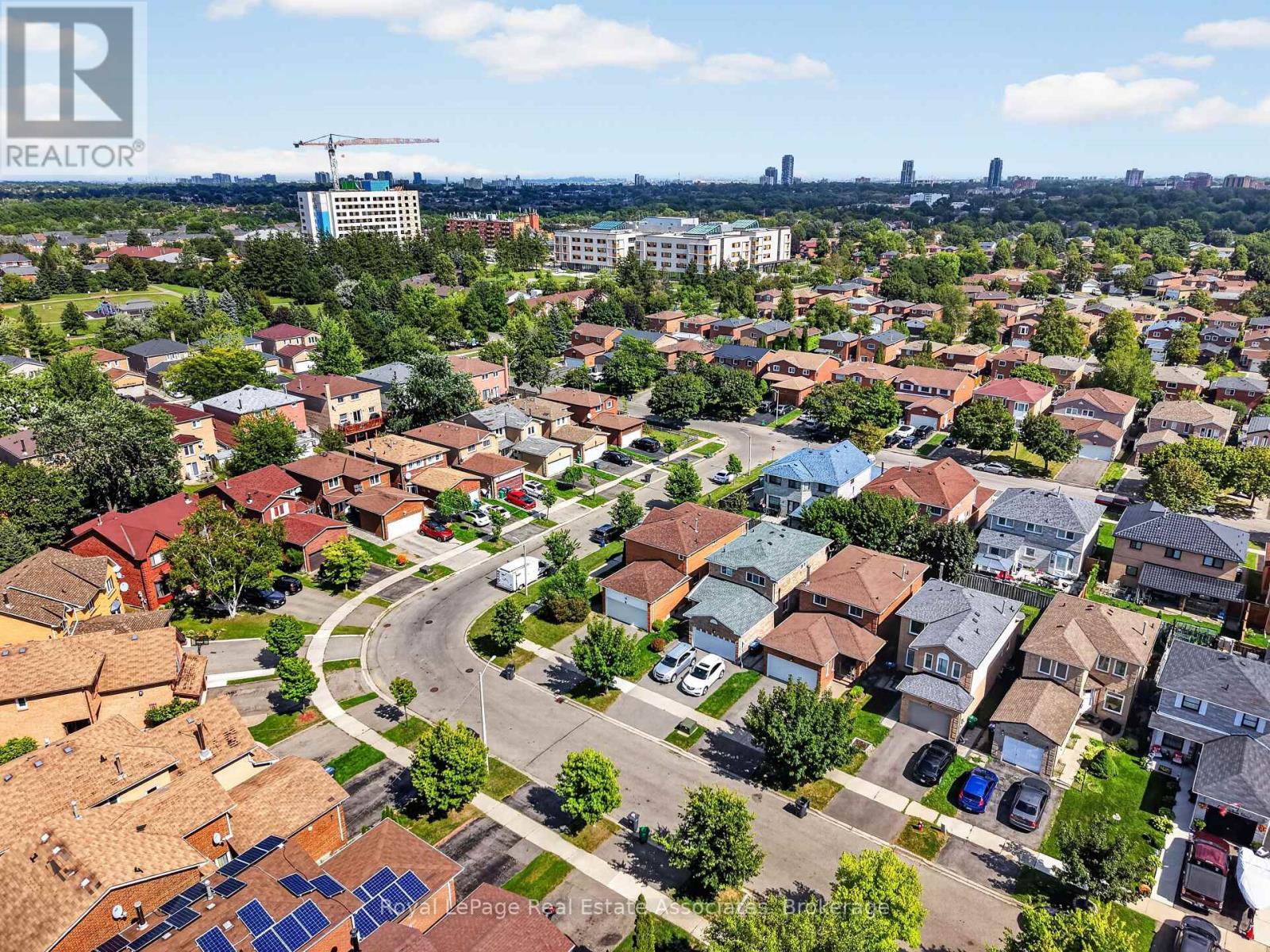 8 HORSHAM STREET - 50
