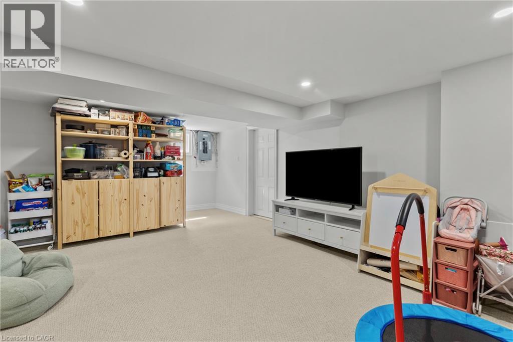 15 GLASSCO Avenue S - 34
