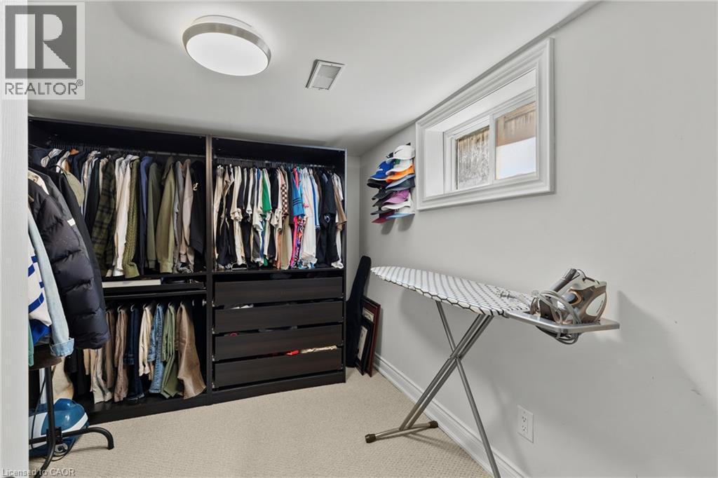 15 GLASSCO Avenue S - Image 36