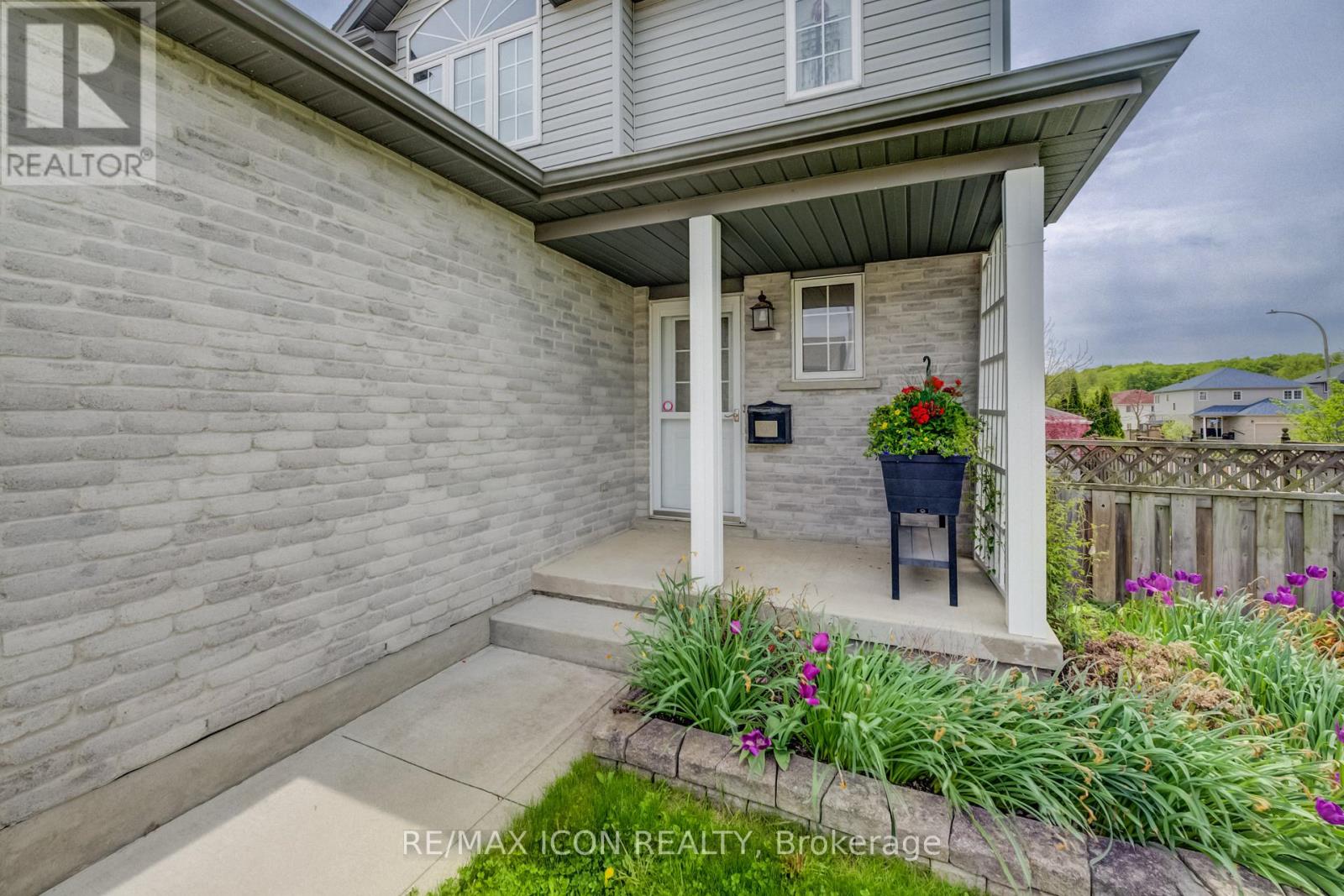 124 PROSPERITY DRIVE - Image 4