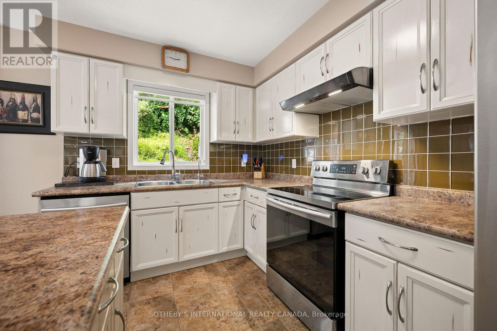 131 UPPER MERCER STREET - 16