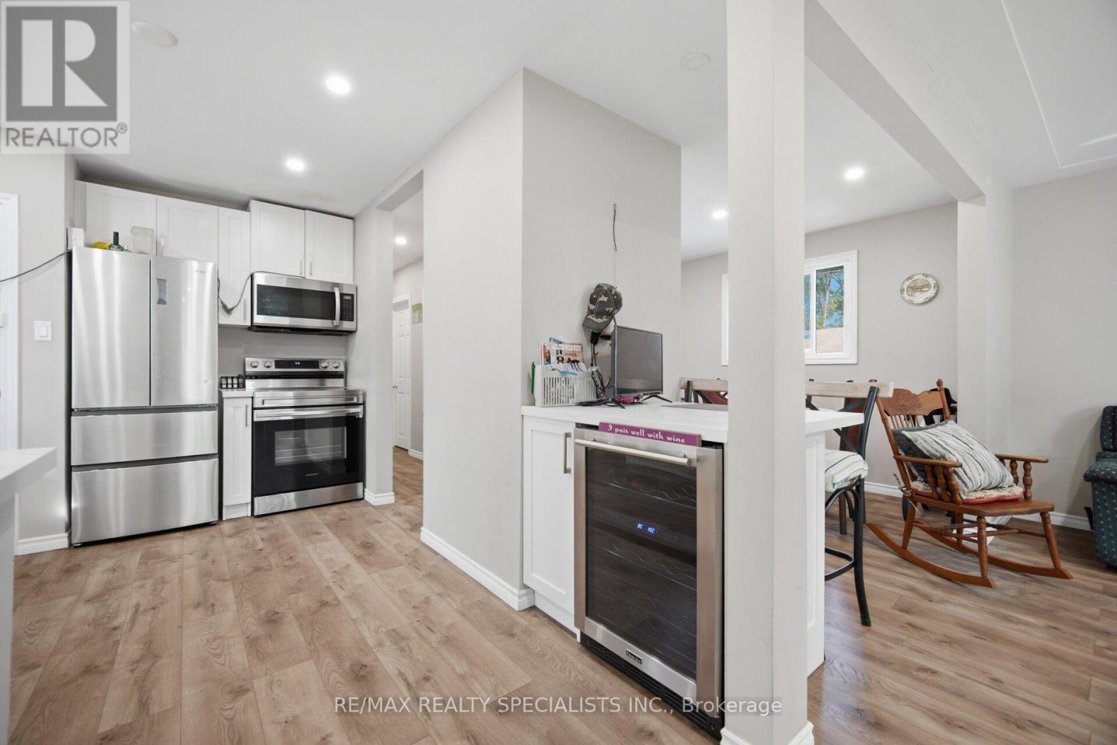 60 ELMWOOD AVENUE - Image 8