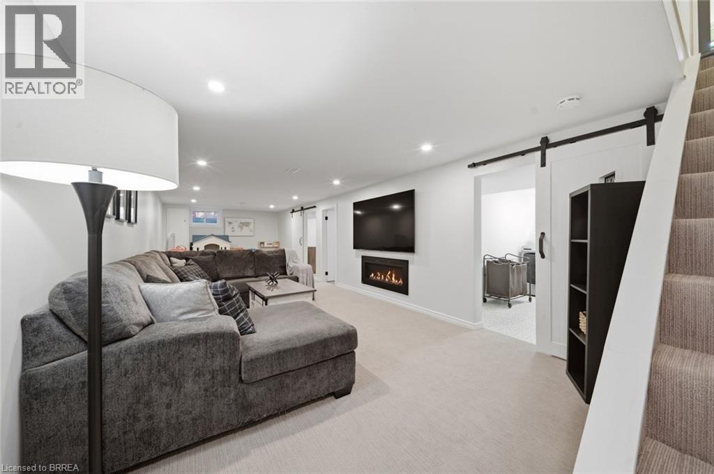 45 WAYNE Drive - Image 18