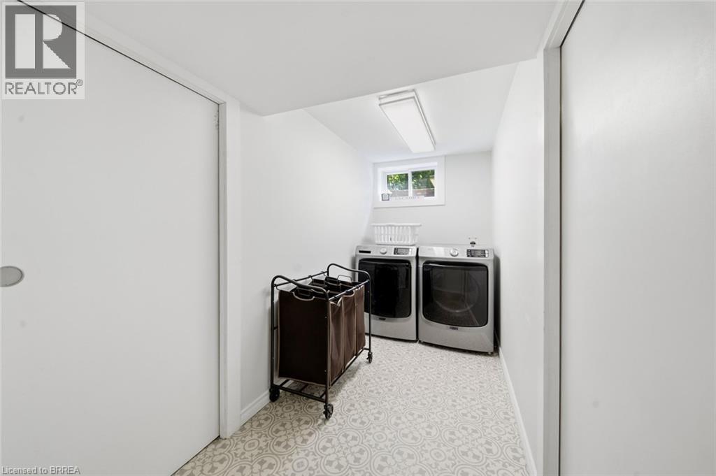 45 WAYNE Drive - 25