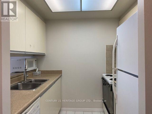 #1204 7 BISHOP AVENUE - Image 14