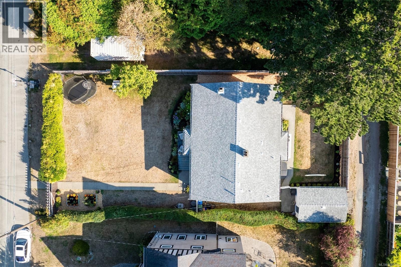  1050 Deal Street, Oak Bay