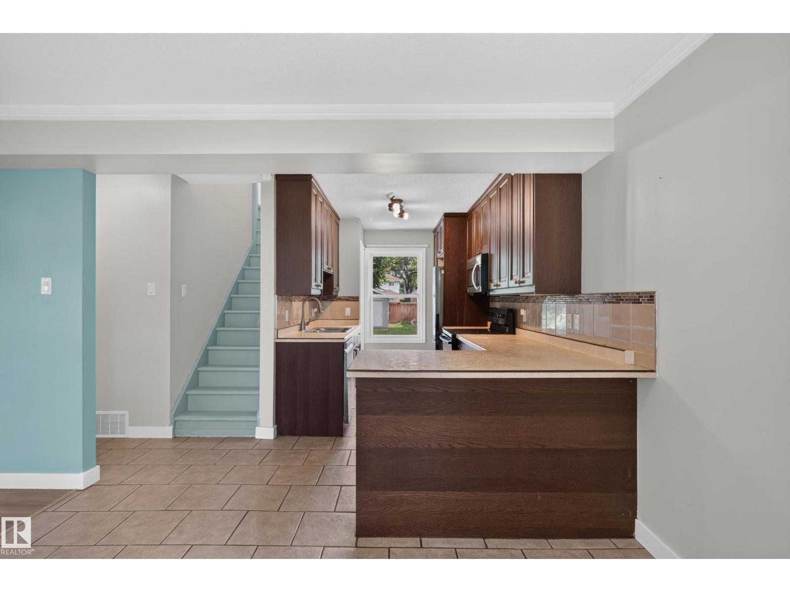 11549 88 ST NW - Image 10