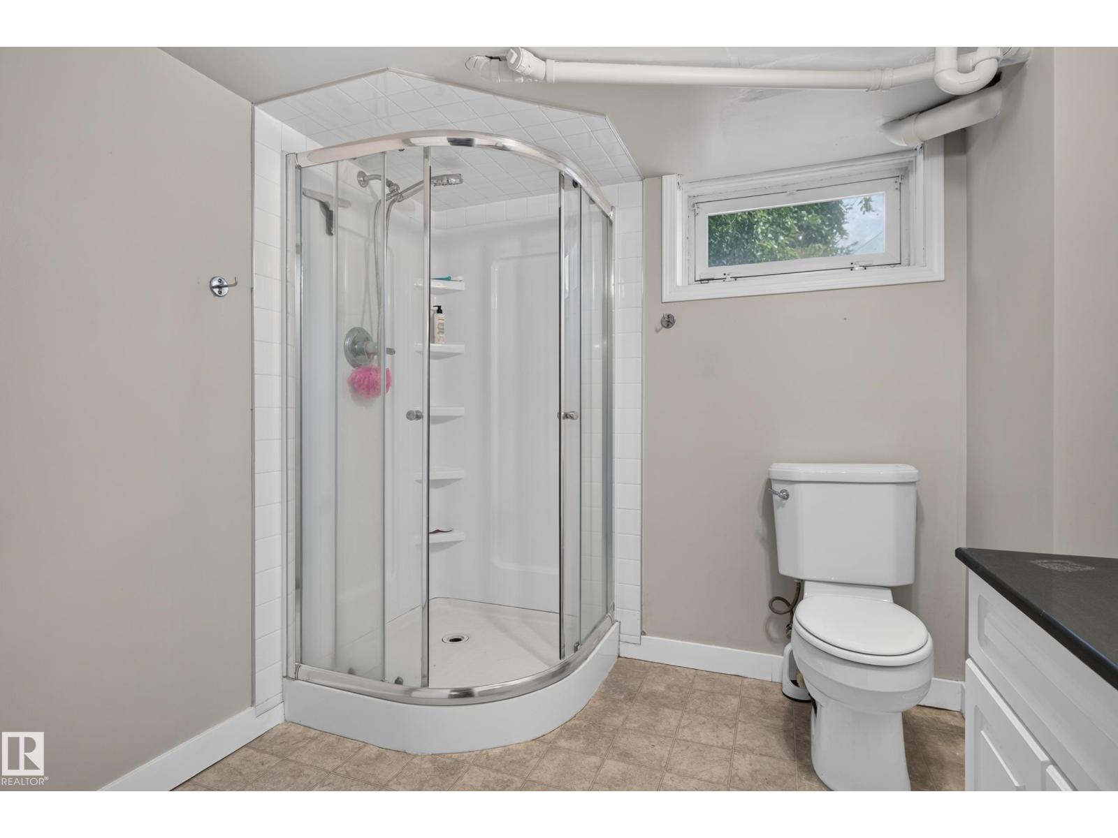 11549 88 ST NW - Image 27