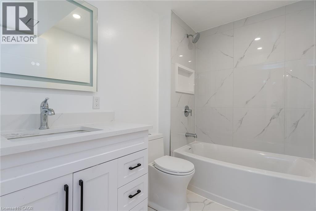 #B 629 SETTLERSFIELD Court - Image 32