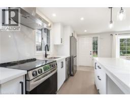 629 Settlersfield Court Unit# B, Waterloo, ON N2T2K6 Photo 16