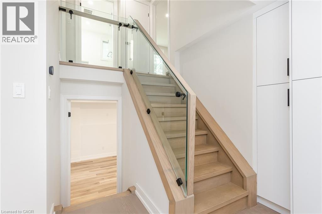 #B 629 SETTLERSFIELD Court - 18