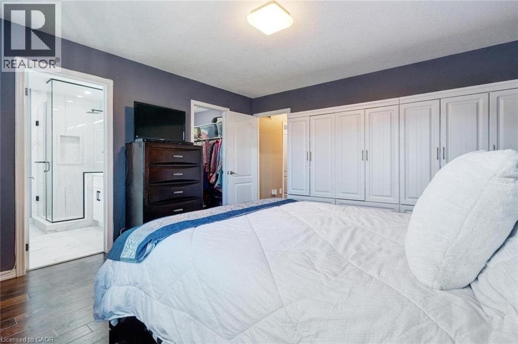 33 PANORAMA Way - Image 42