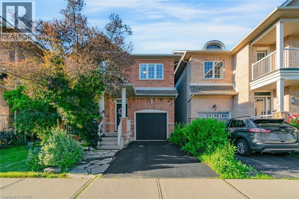 33 PANORAMA Way - Image 3