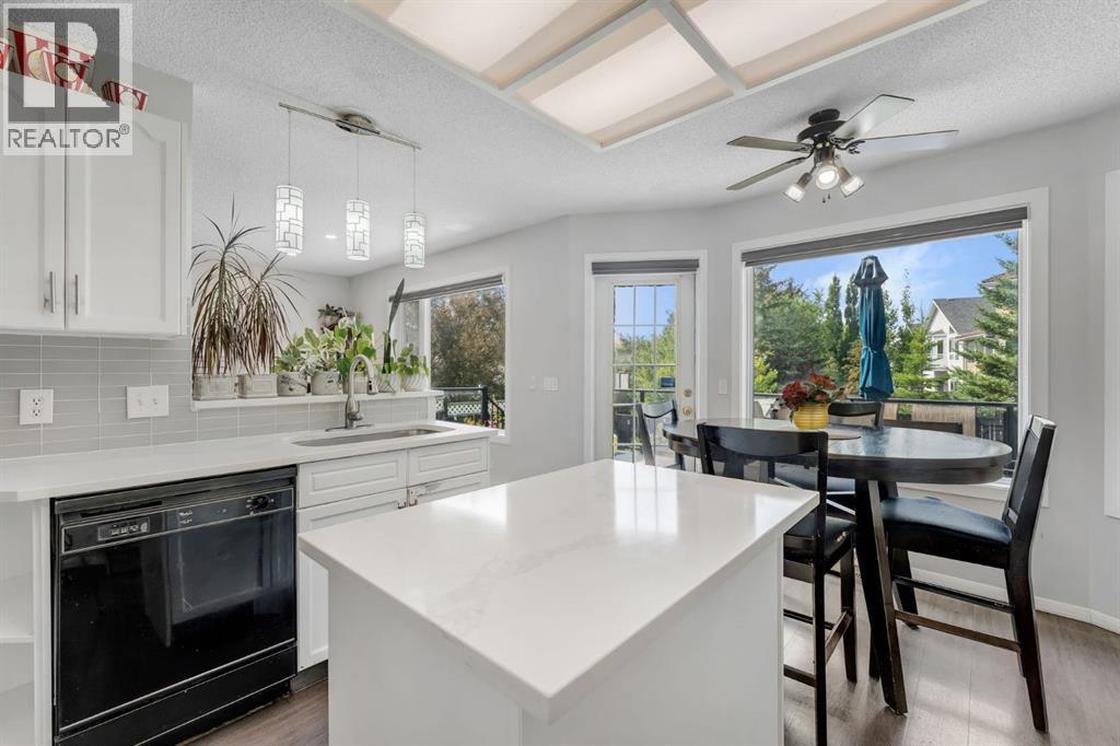 11 Arbour Summit Close NW - 13