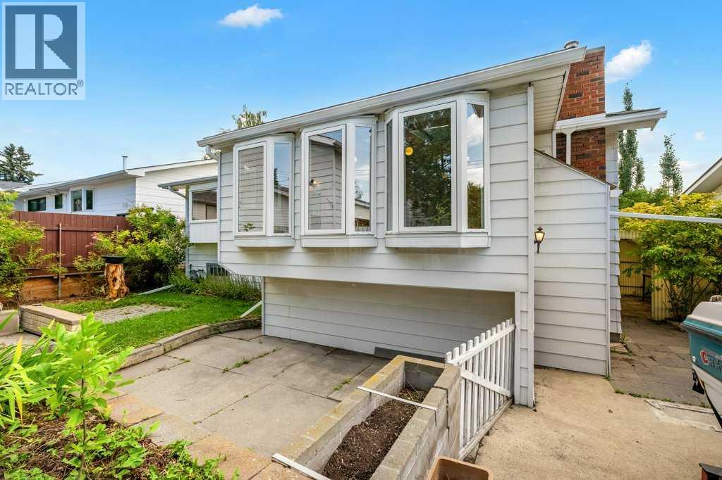 4515 Norquay Drive NW - 34