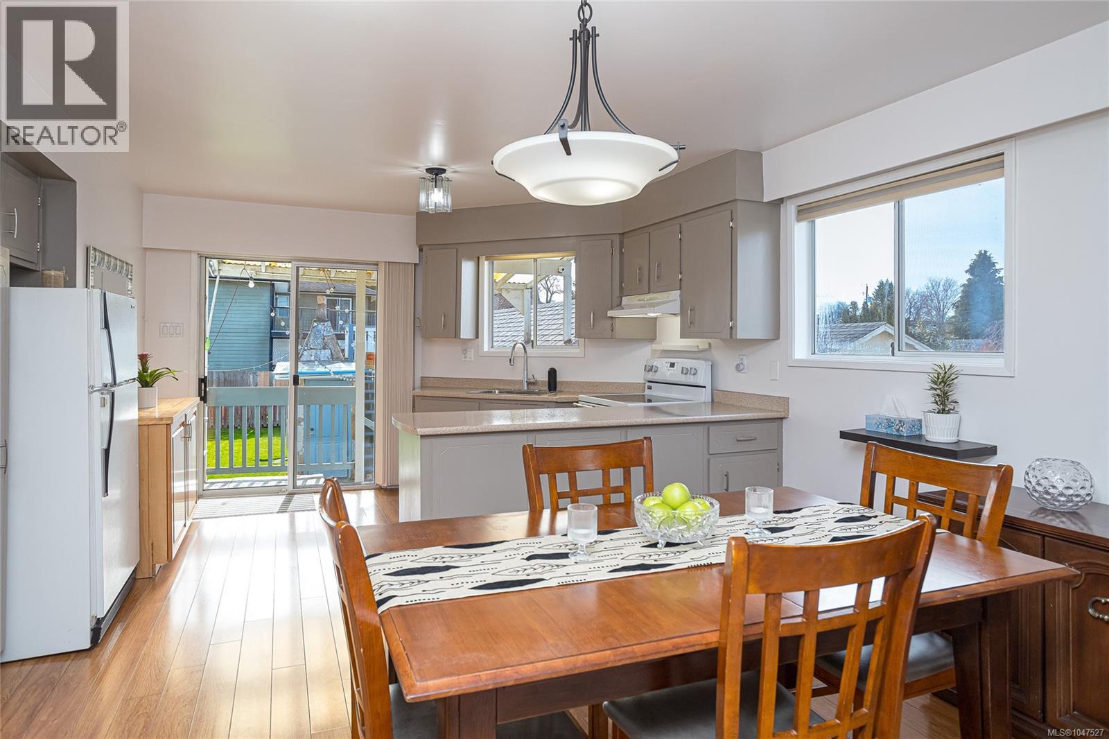 3155 Earl grey St - 15