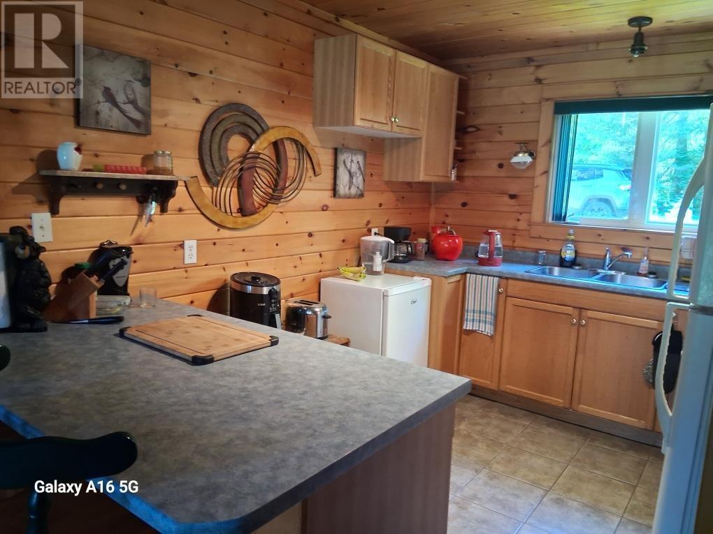 5377 Ellwood BLVD - Image 21
