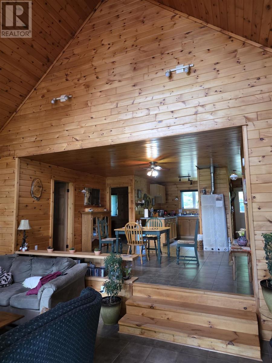 5377 Ellwood BLVD - Image 18