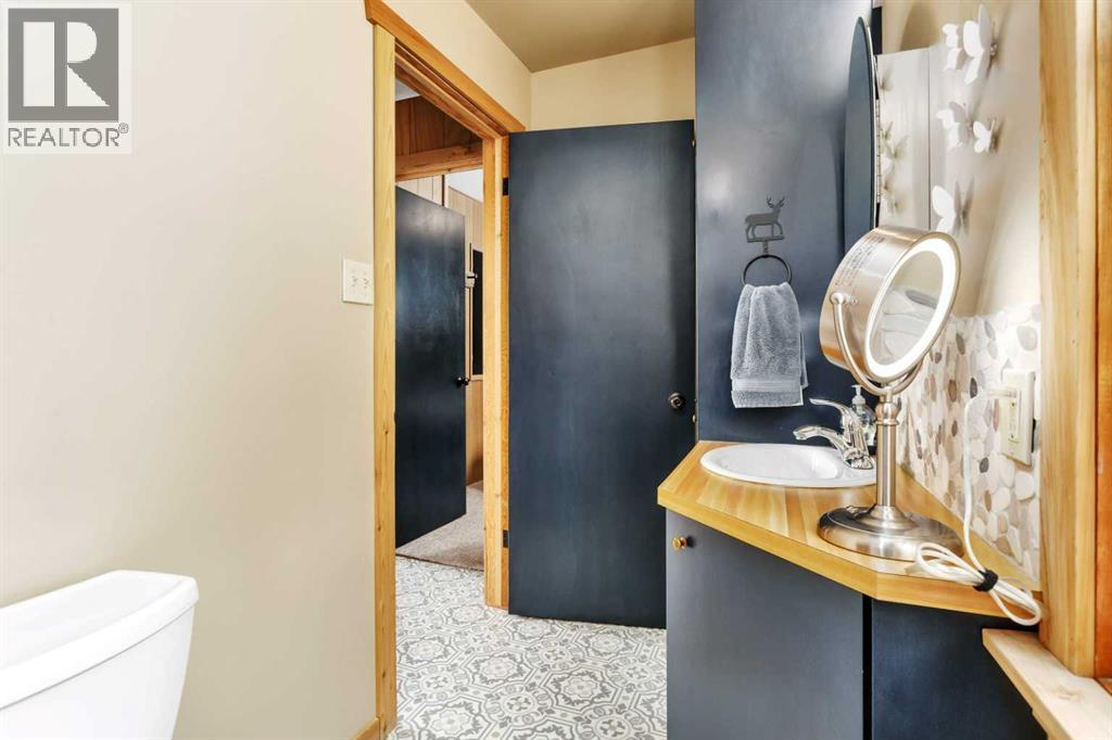 1225 Breakers Way - Image 15