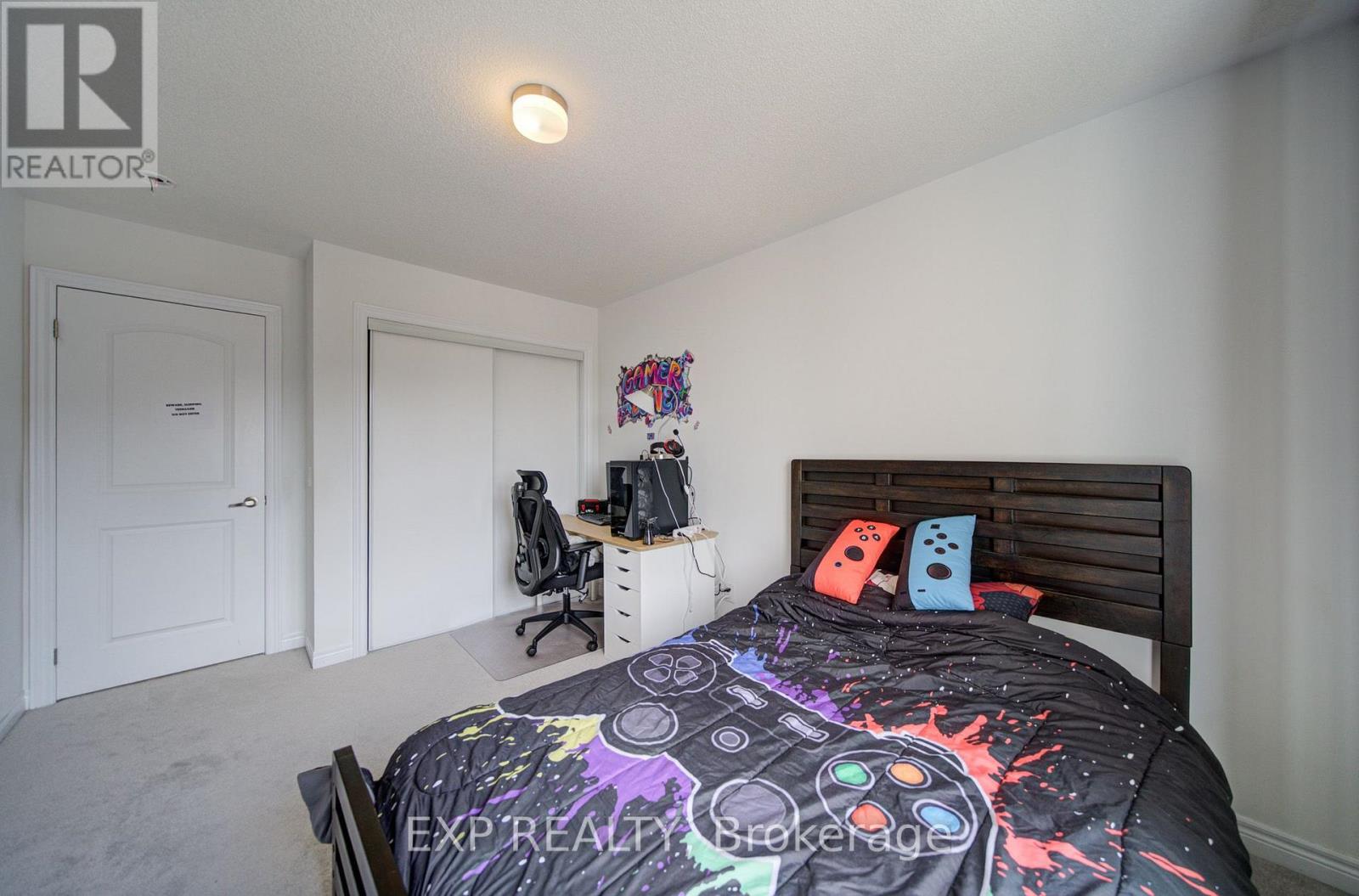 29 SORBARA WAY - Image 34