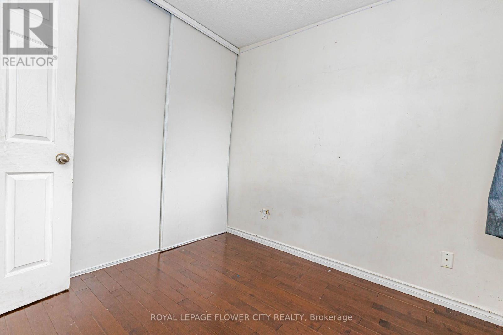 22 WALLINGFORD COURT - Image 32
