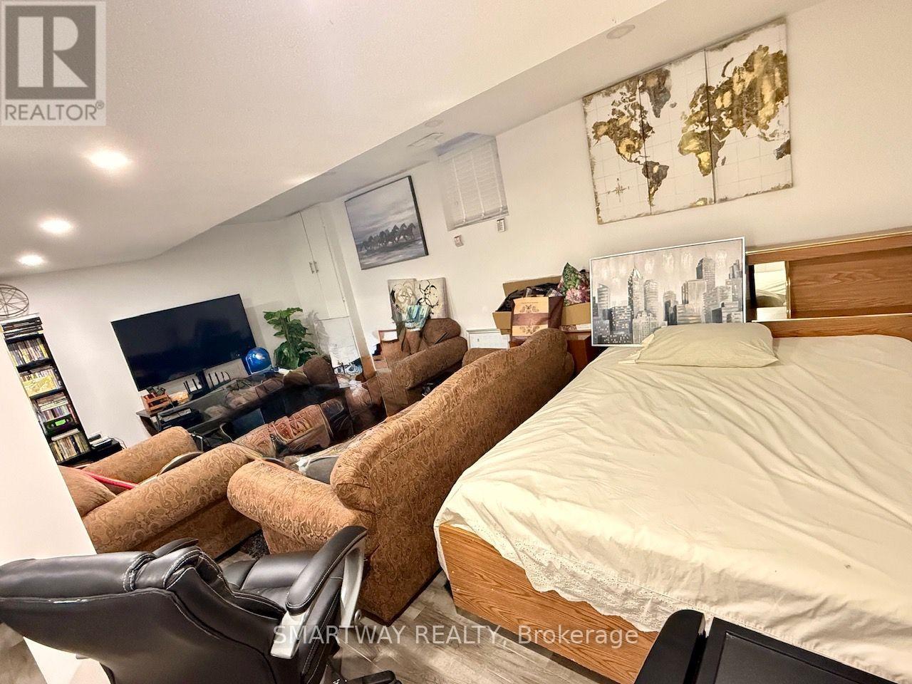 4 BLAZING STAR DRIVE - Image 35