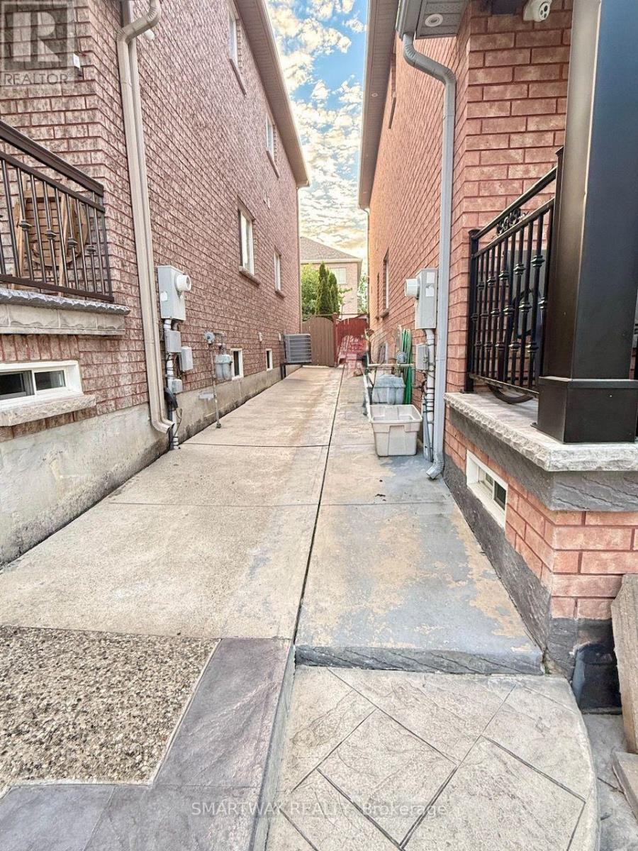 4 BLAZING STAR DRIVE - Image 8