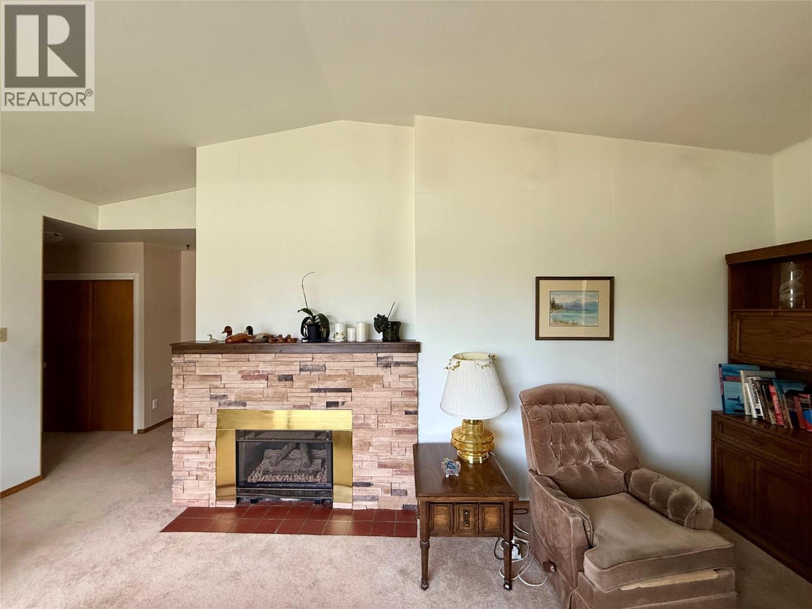 919 9th Street S - 10