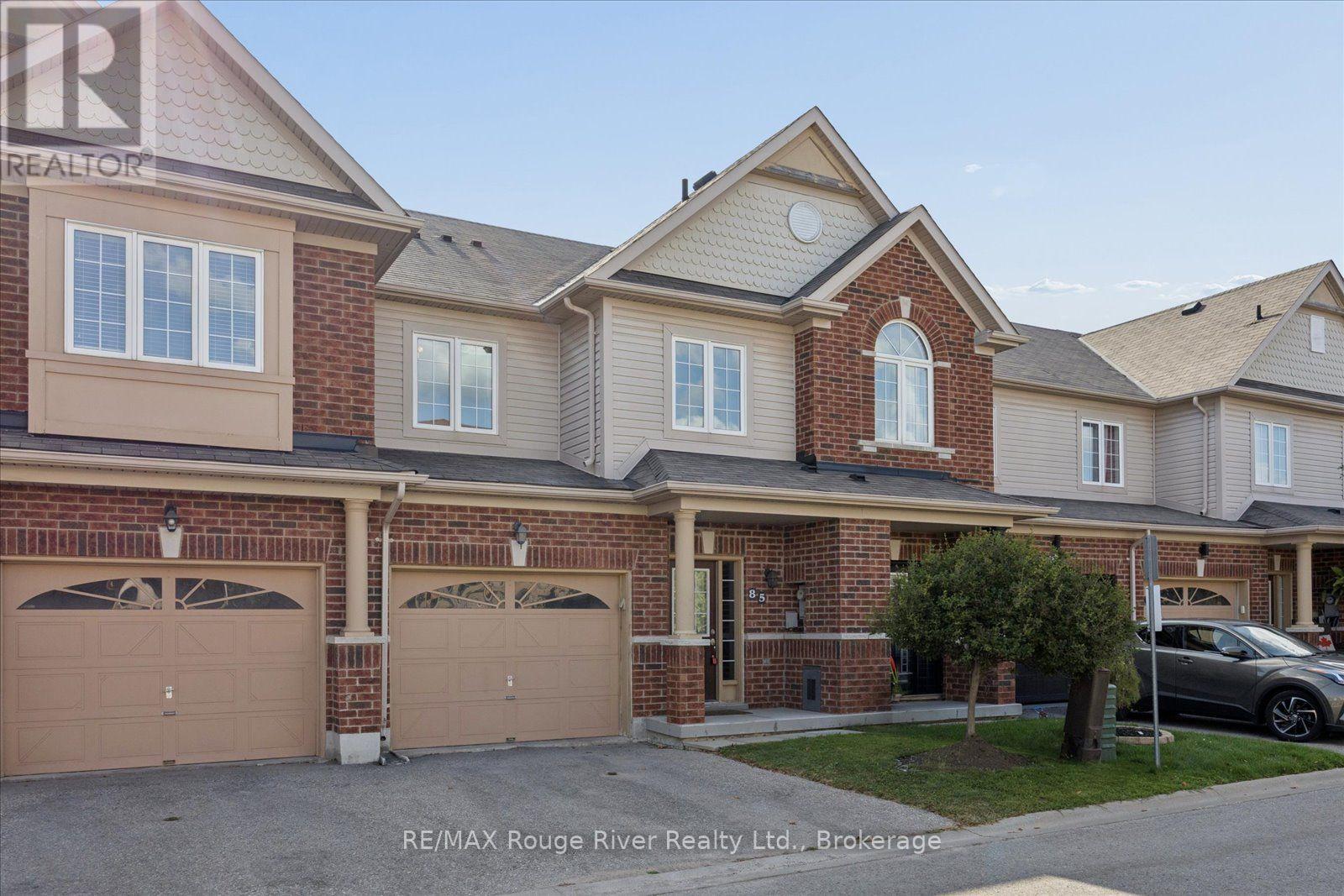 85 LANDER CRESCENT - 2