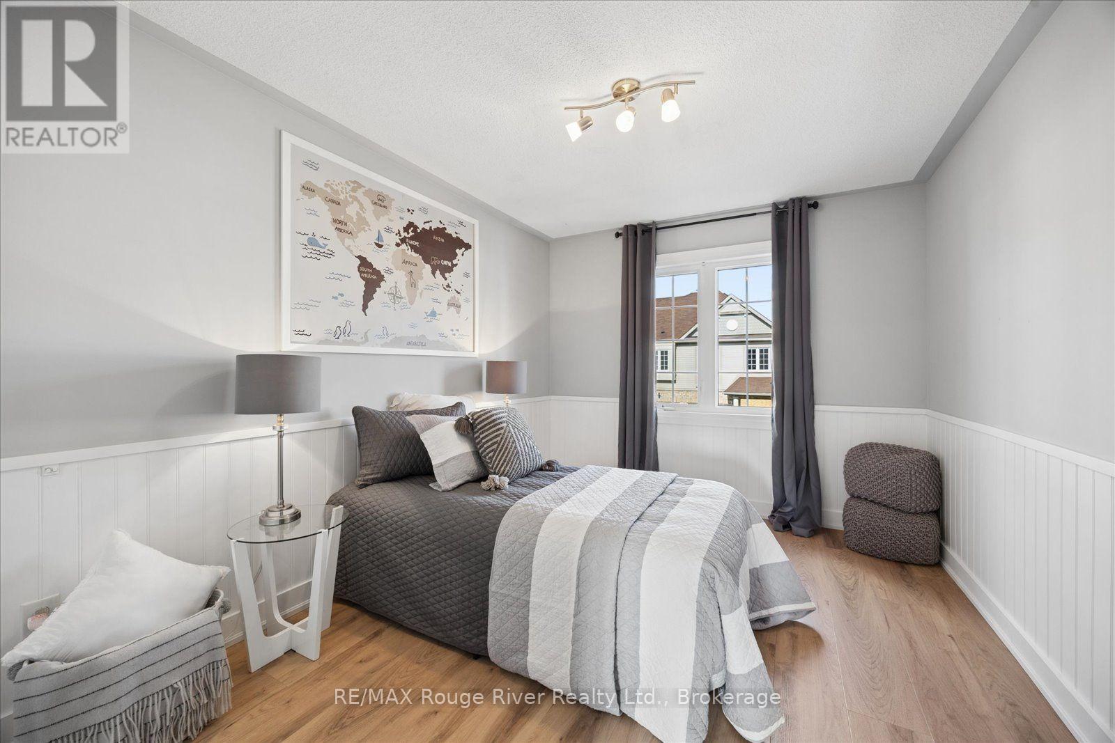 85 LANDER CRESCENT - Image 25