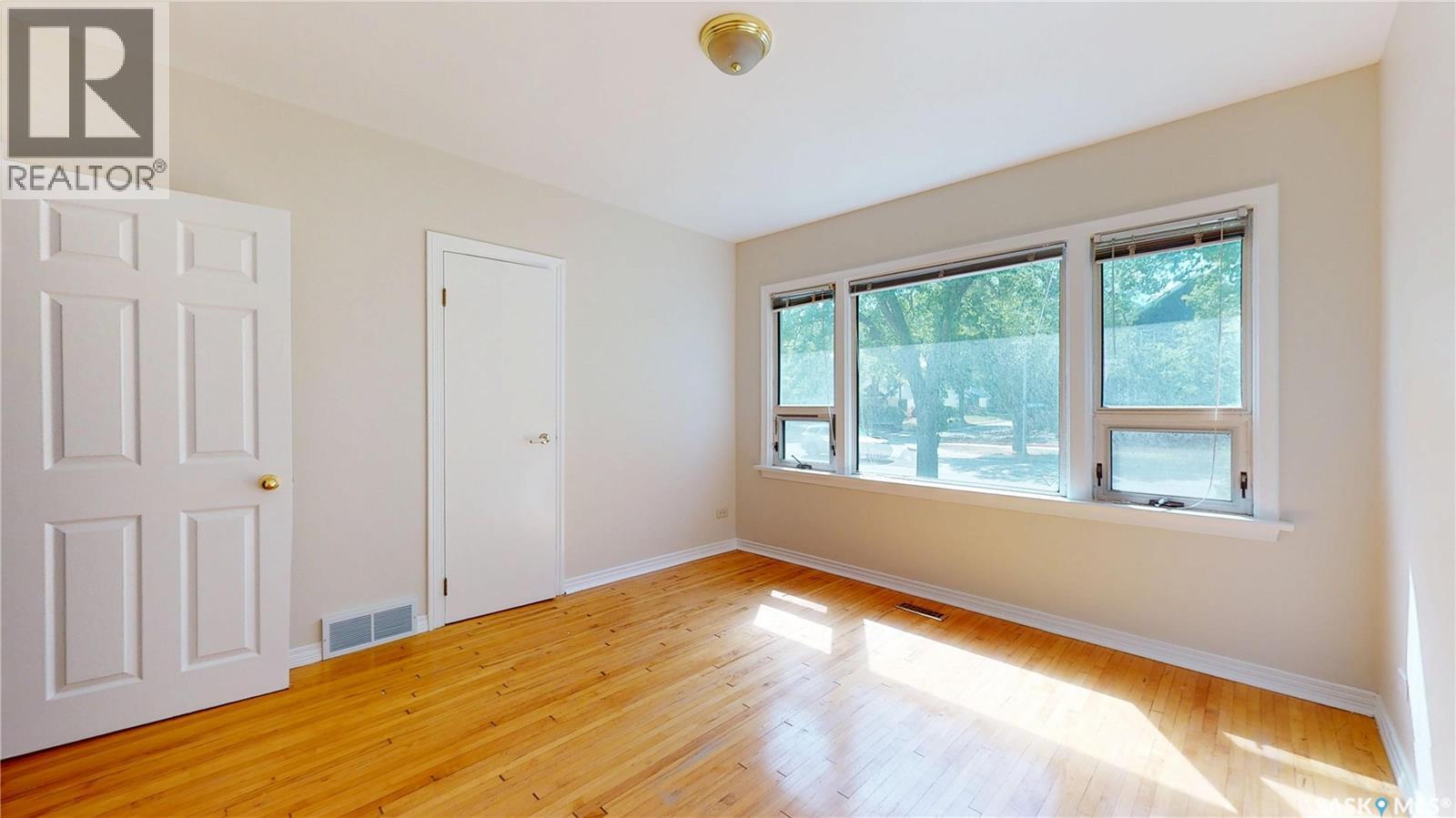 3600 REGINA AVENUE - Image 12