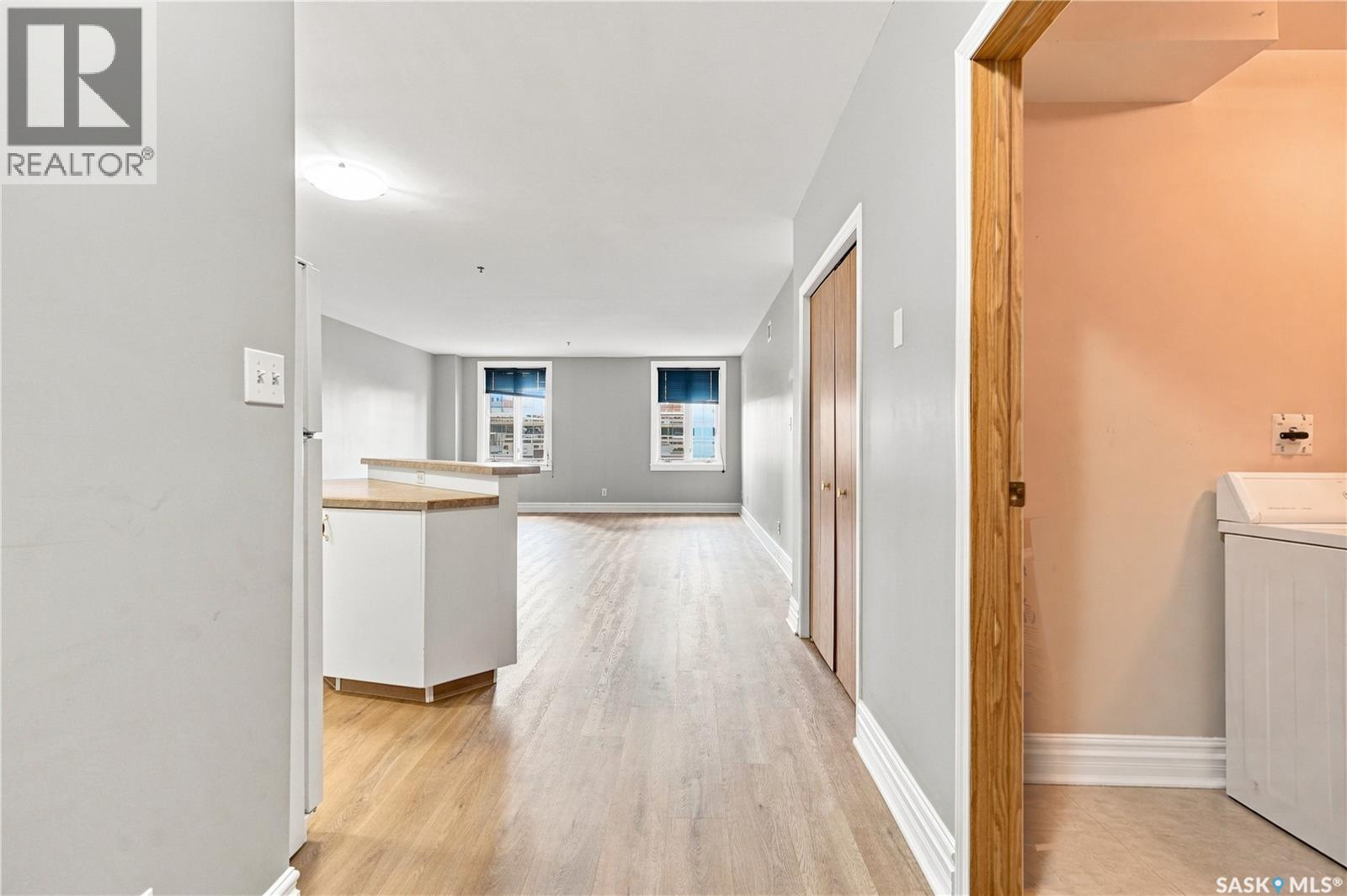 #302 1839 Scarth STREET - Image 4