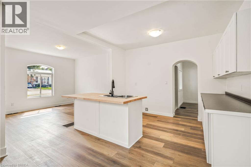 150 STANLEY Street - 15
