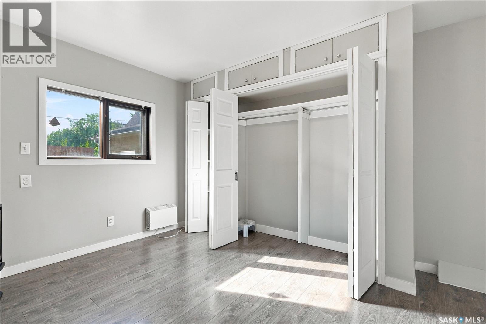 423 E AVENUE S - Image 30