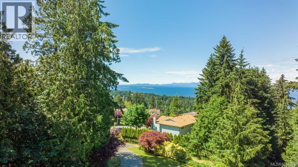 5650 Alder Way, Nanaimo