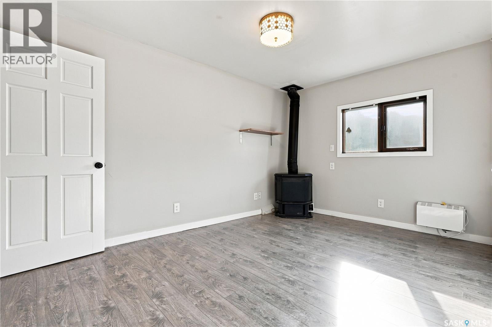 423 E AVENUE S - 32